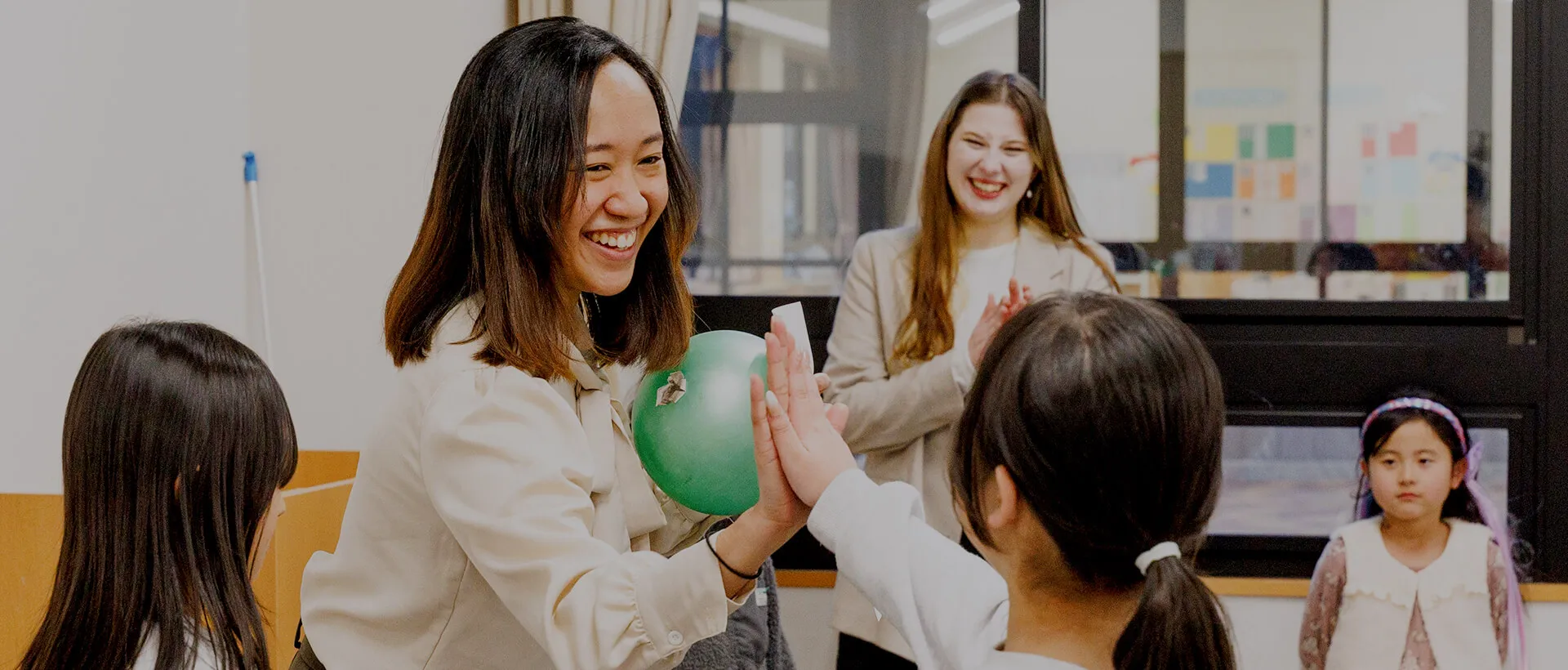 メインビジュアル04